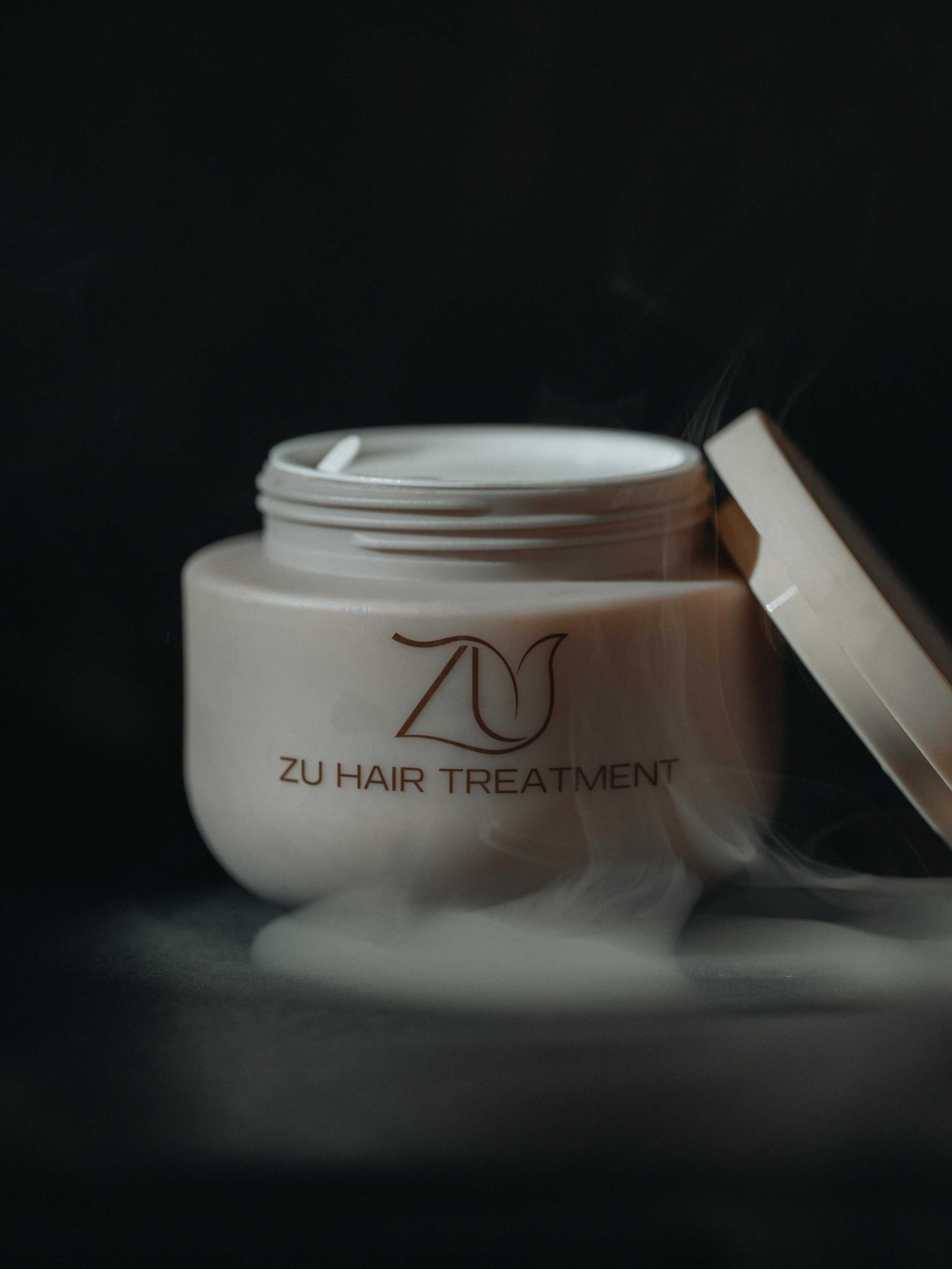 Textura cremosa de Zu Hair Treatment